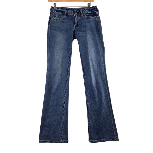 Soho Curvy Low Rise Y2K Bootcut Jeans Womens 2 Fading Blue Denim Stretch Comfort - Picture 1 of 11